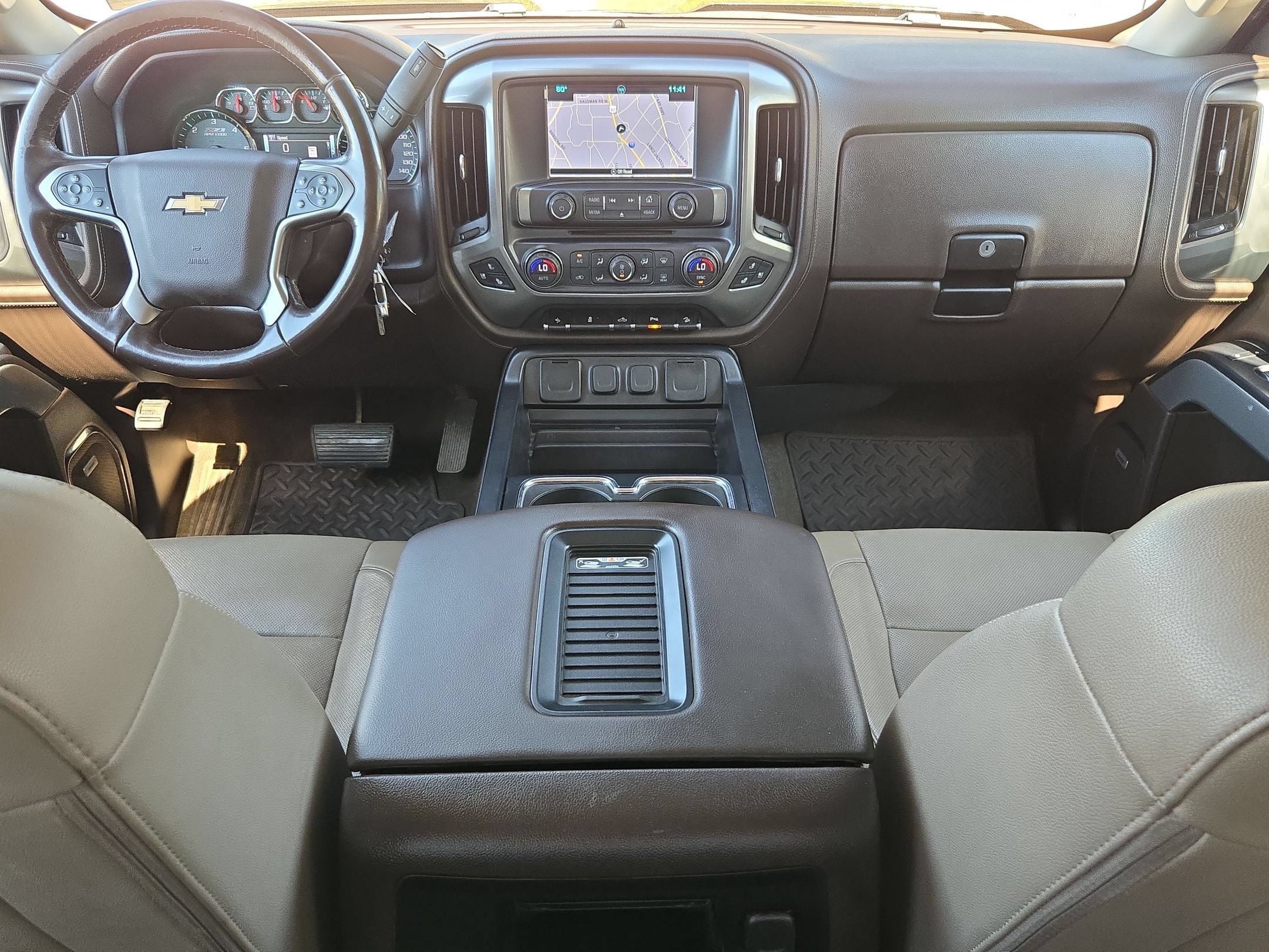 Used 2018 Chevrolet Silverado 2500 LTZ w/ Vortec Plus Package AWD/4WD image 16
