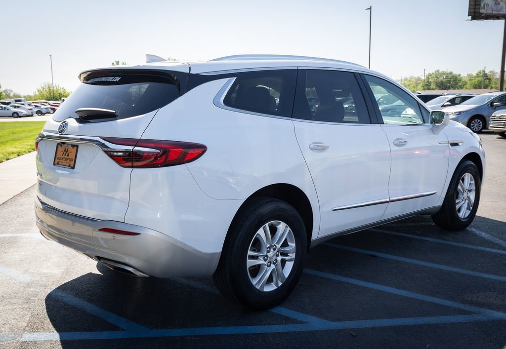 Used 2020 Buick Enclave Essence image 13