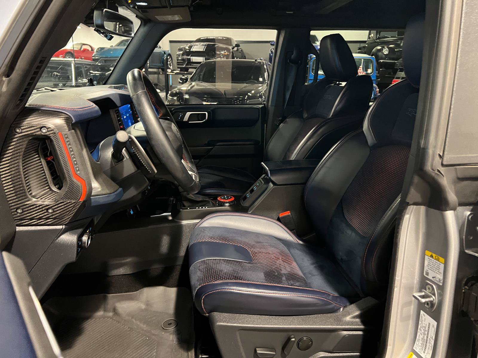 Used 2024 Ford Bronco Raptor w/ Interior Carbon Fiber Pack 6 AWD/4WD image 9