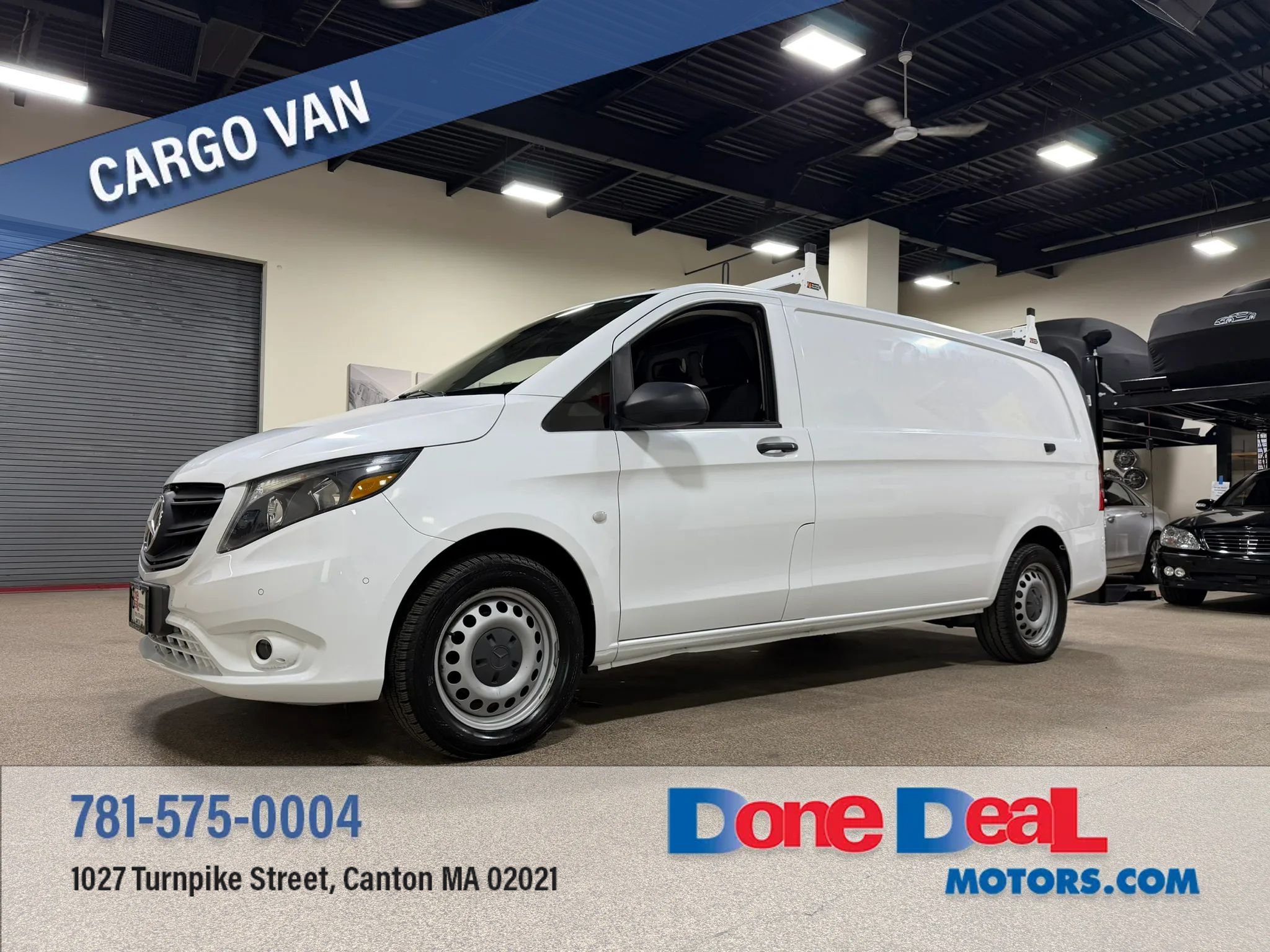 Used 2021 Mercedes-Benz Metris image 1