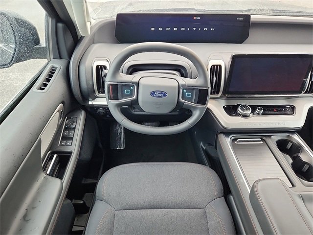 Certified 2025 Ford Expedition Max Active image 7