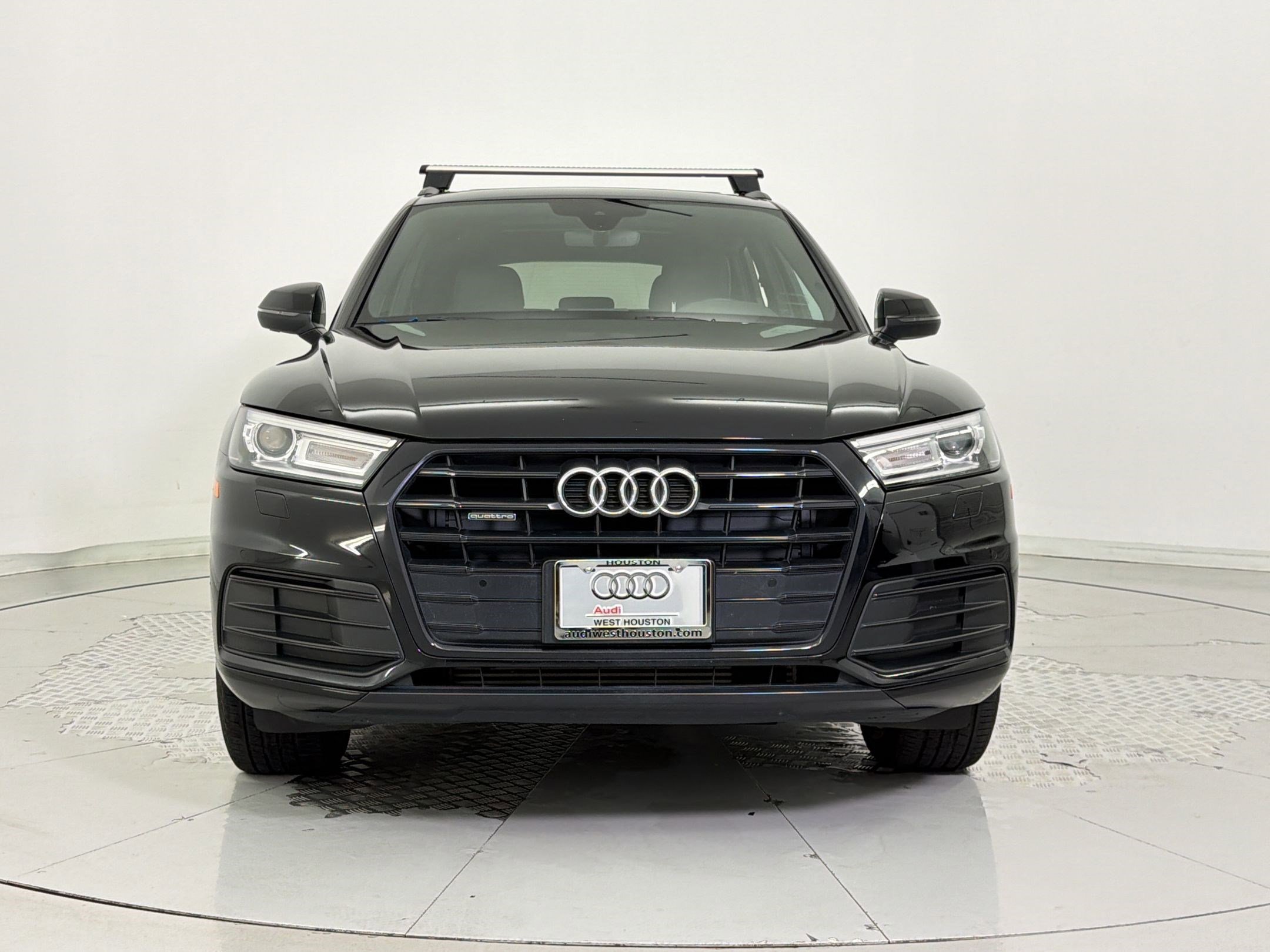 Used 2020 Audi Q5 2.0T Premium w/ Titanium Sport Package AWD/4WD image 6