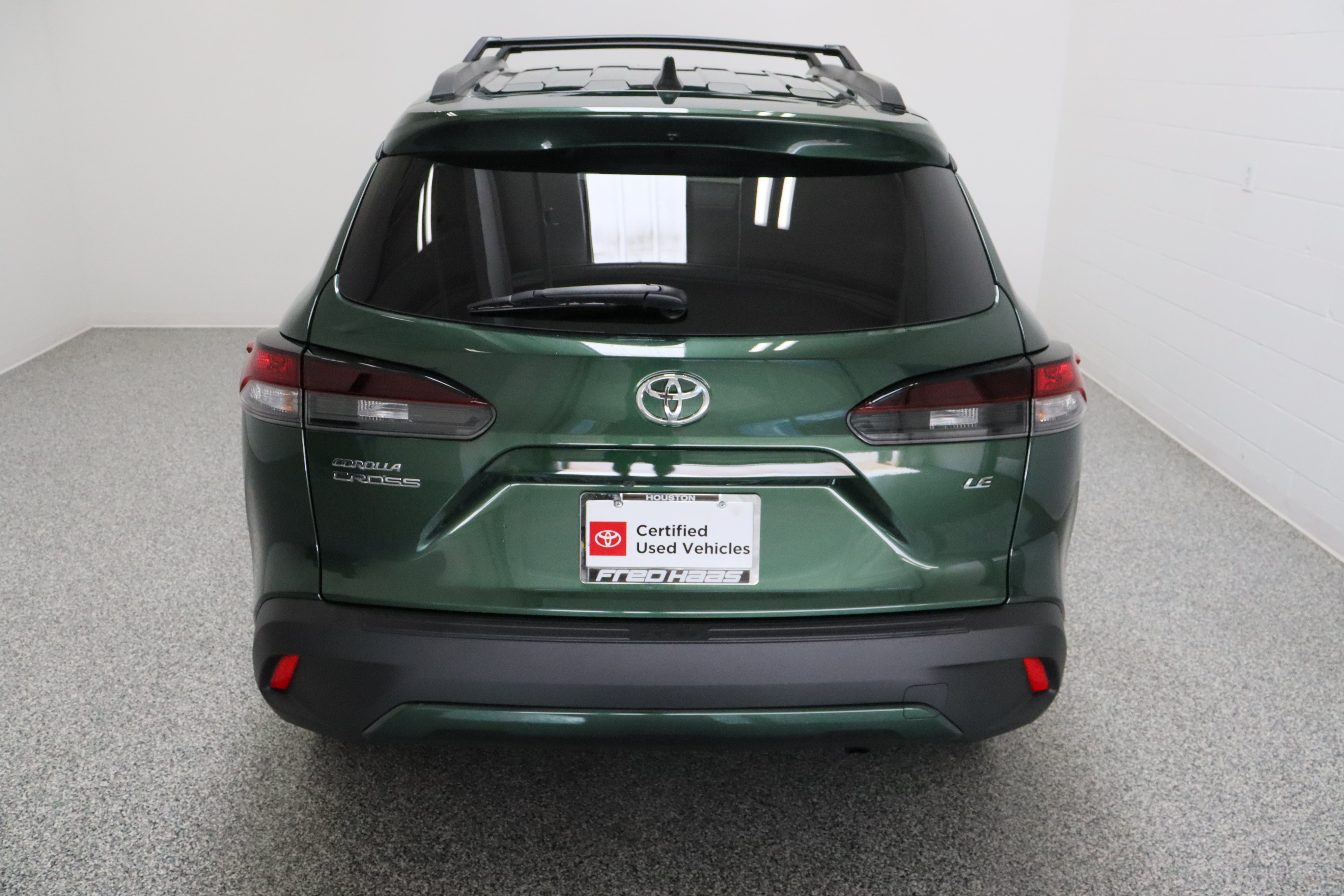 Certified 2026 Toyota Corolla Cross LE FWD image 8