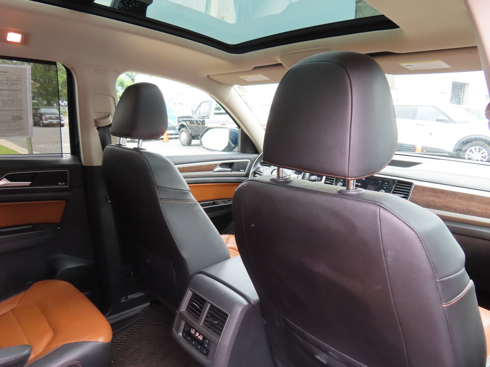 Used 2019 Volkswagen Atlas SEL Premium AWD/4WD image 36