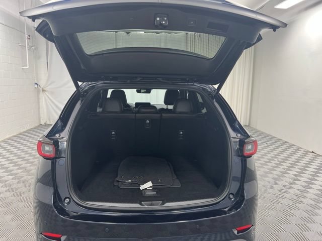 Used 2023 MAZDA CX-5 Signature AWD/4WD image 8