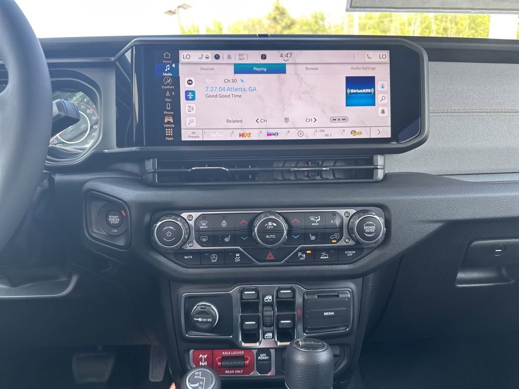 New 2025 Jeep Gladiator Willys image 17