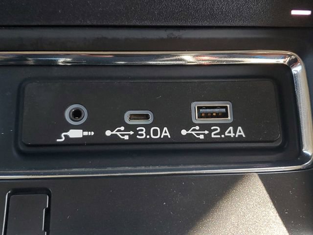 Certified 2025 Subaru Ascent Bronze Edition w/ Onyx Package image 31