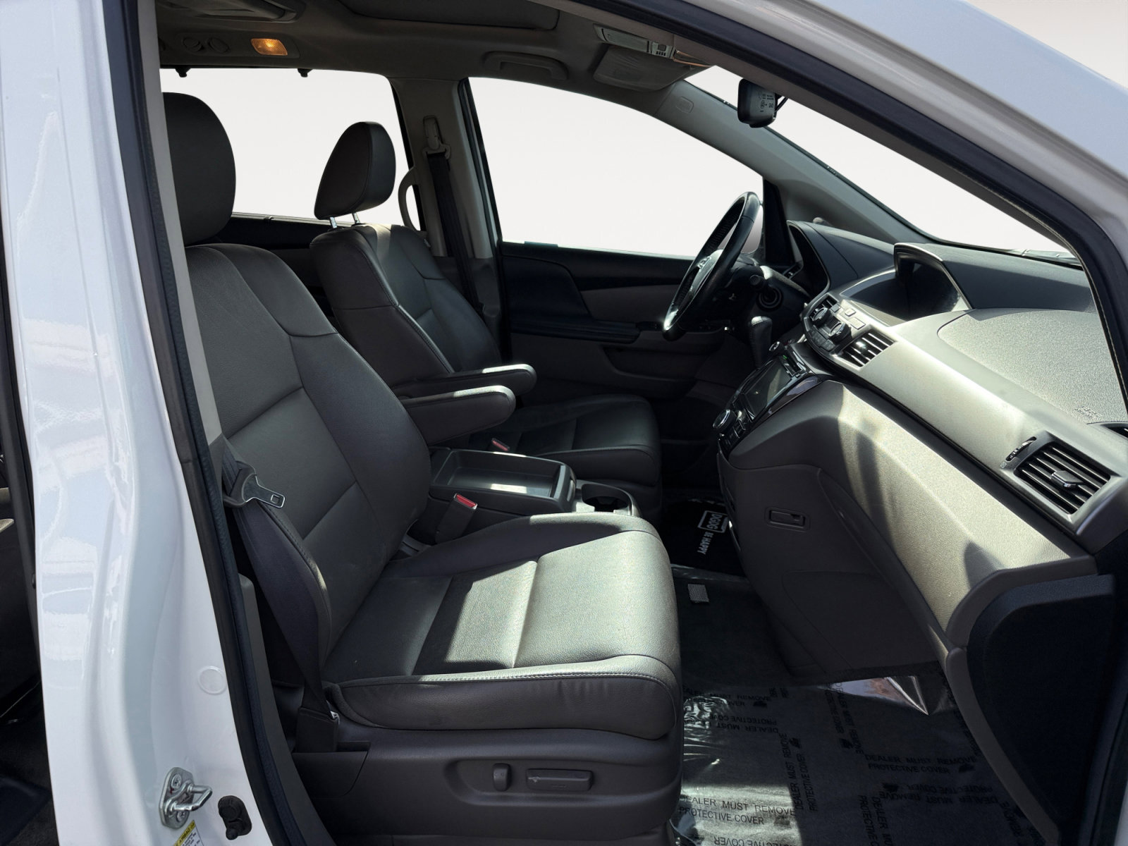 Used 2014 Honda Odyssey Touring Elite image 19