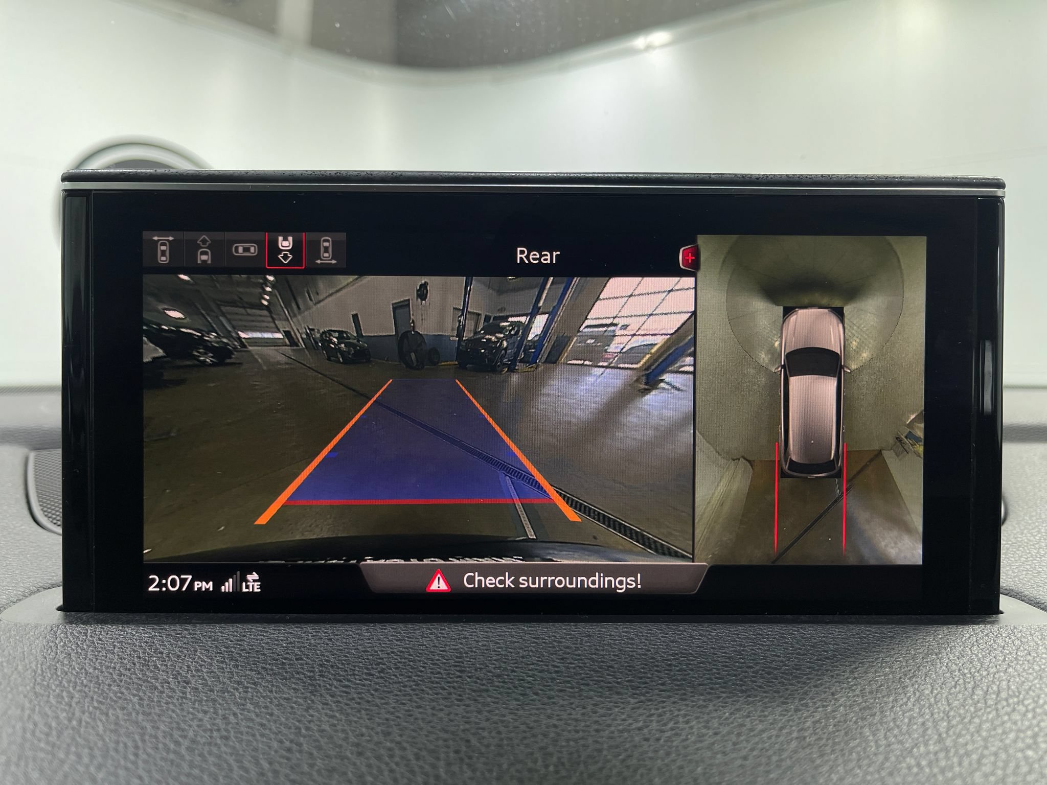 Used 2019 Audi Q7 3.0T Prestige AWD/4WD image 11