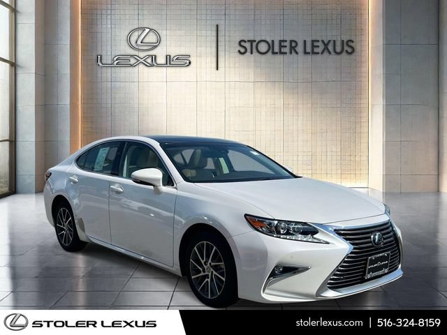 Used 2017 Lexus ES 350 w/ Luxury Package FWD image 1