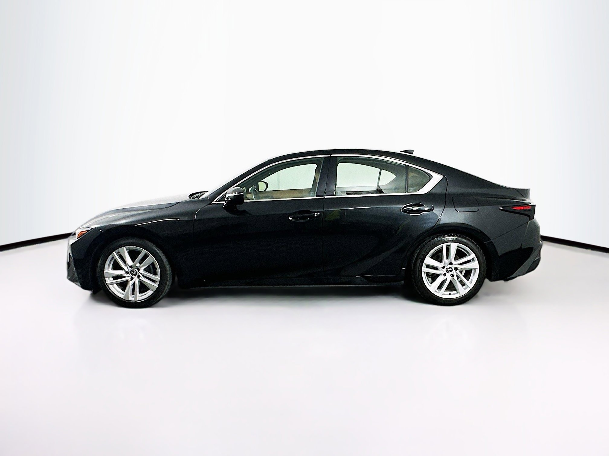 Used 2024 Lexus IS 300 IS 300 w/ Comfort Package image 4