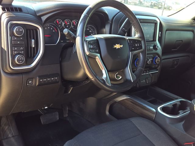 Used 2021 Chevrolet Silverado 2500 LT w/ Convenience Package image 17