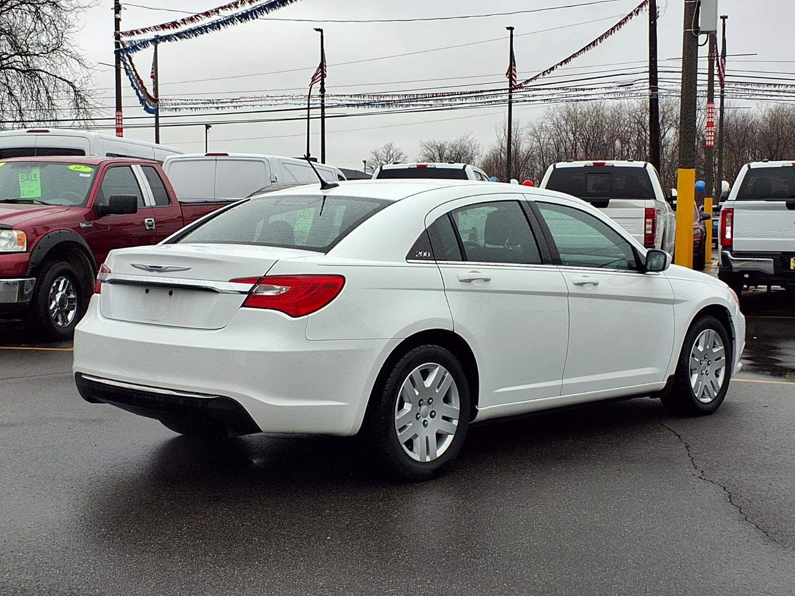 Used 2012 Chrysler 200 LX image 2