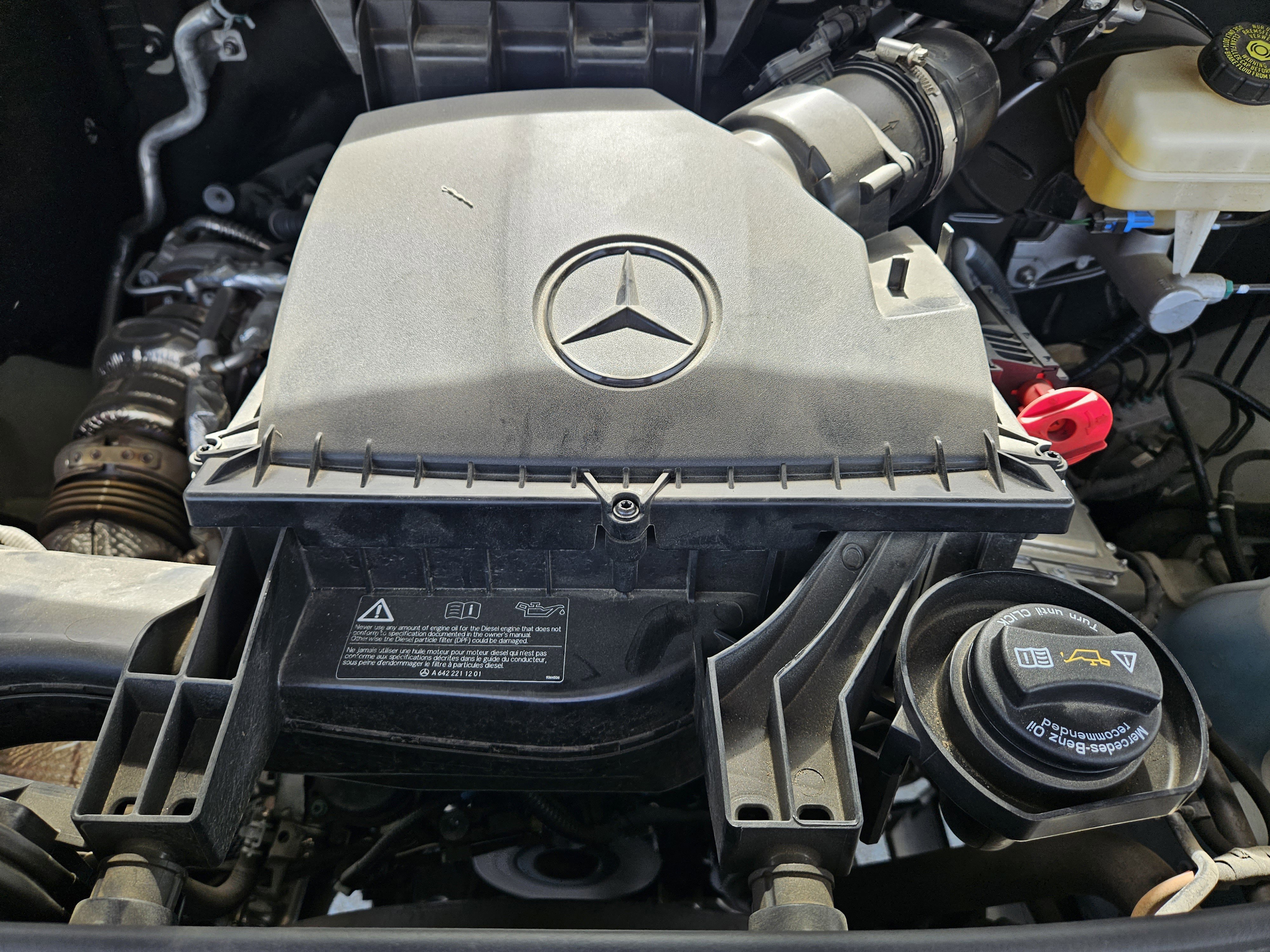 Used 2023 Mercedes-Benz Sprinter 144 Cargo image 24