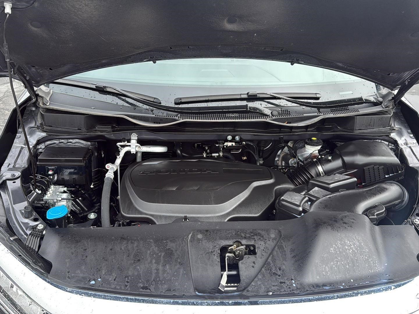Certified 2024 Honda Odyssey Touring image 45