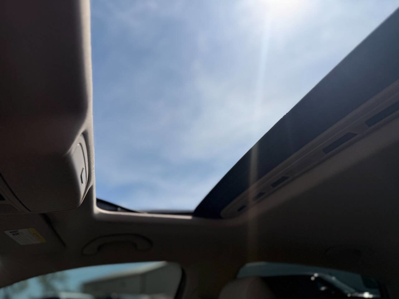 Used 2014 Volkswagen Passat TDI SE FWD image 45