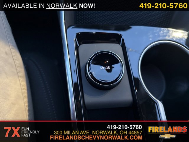 New 2026 Chevrolet Equinox LT w/ LPO, Floor Liner Package image 15