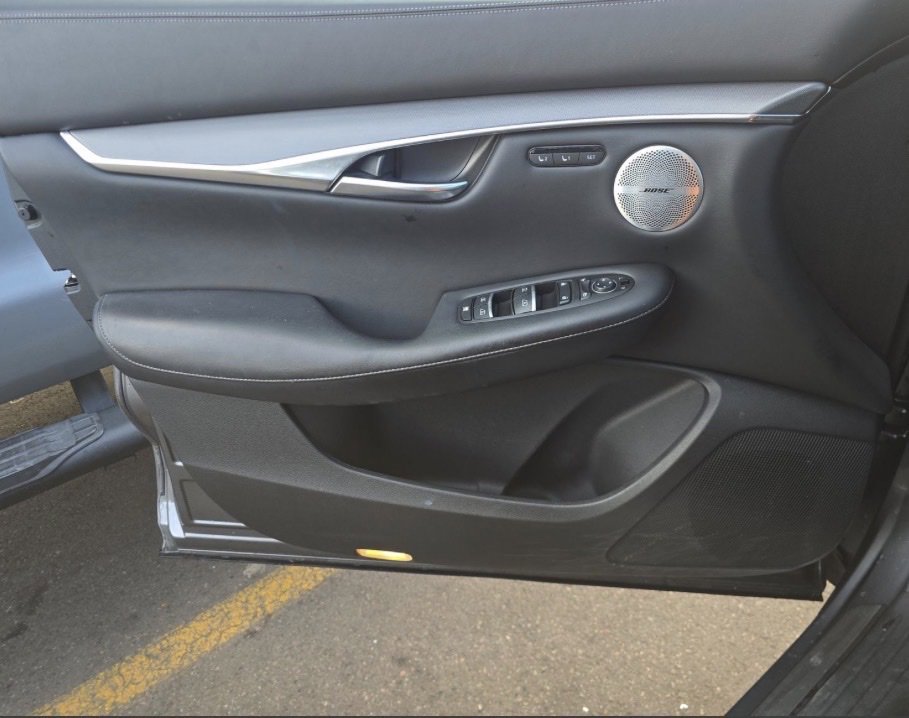 Used 2023 INFINITI QX50 Luxe image 9