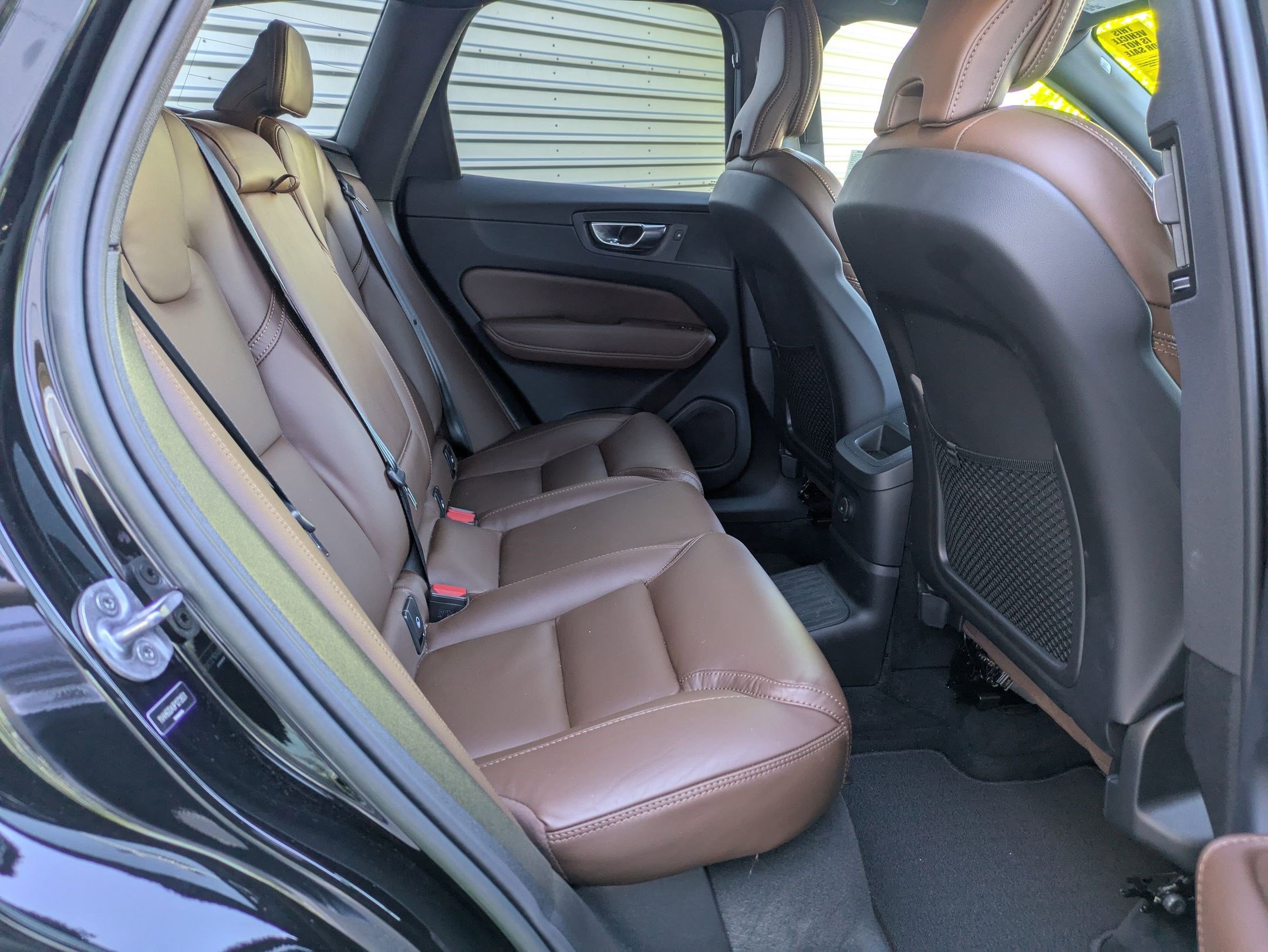 Used 2023 Volvo XC60 T8 Ultimate w/ Climate Package AWD/4WD image 28