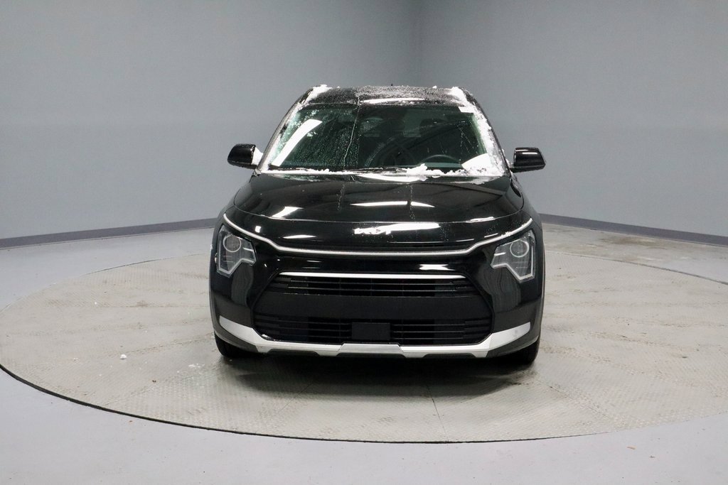 Used 2023 Kia Niro EX image 7