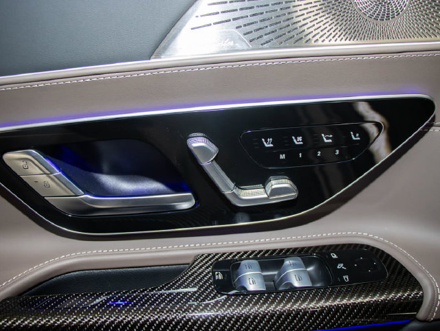 Certified 2024 Mercedes-Benz SL 63 AMG 4MATIC image 16