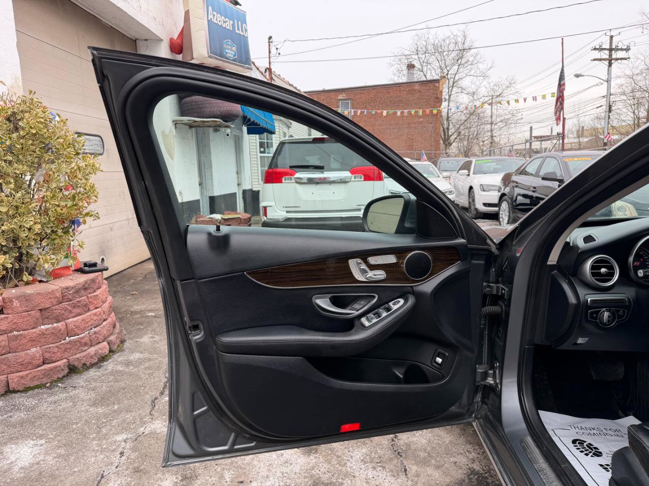 Used 2018 Mercedes-Benz C 300 4MATIC Sedan image 22