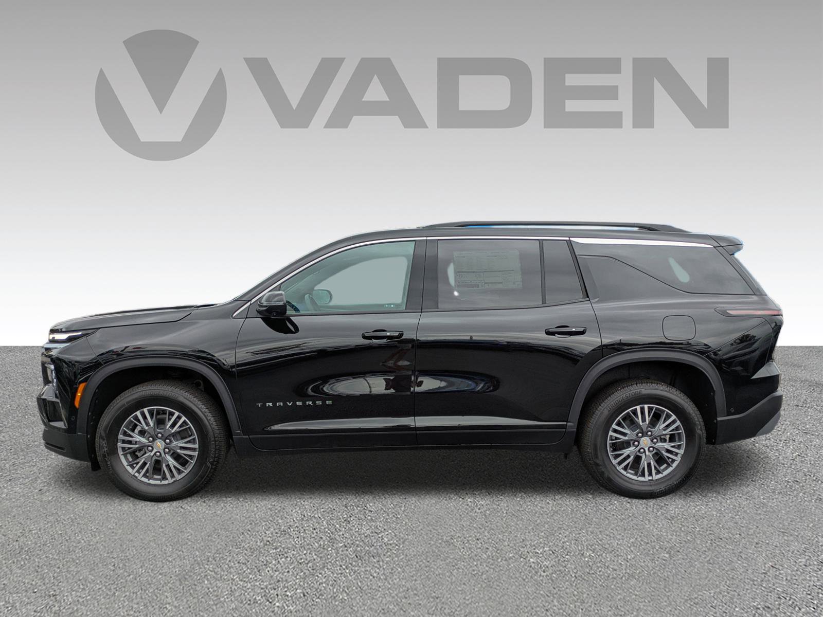 New 2025 Chevrolet Traverse LT w/ Enhanced Driving Package image 21