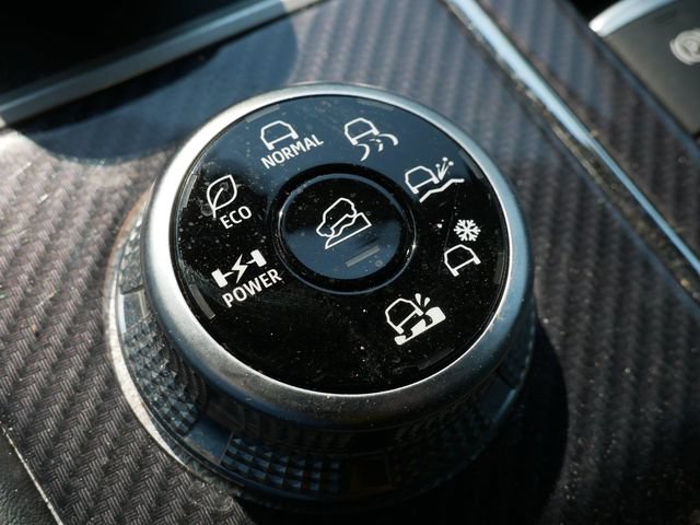 Used 2024 Mitsubishi Outlander SEL AWD/4WD image 25