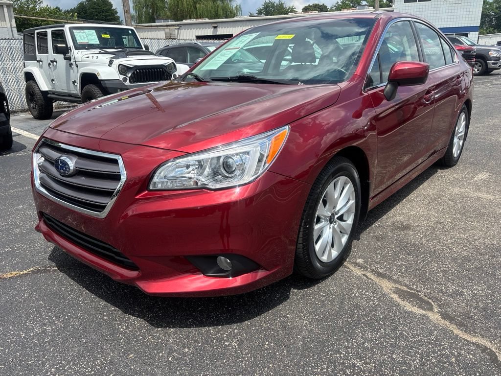 Used 2017 Subaru Legacy 2.5i Premium AWD/4WD image 3