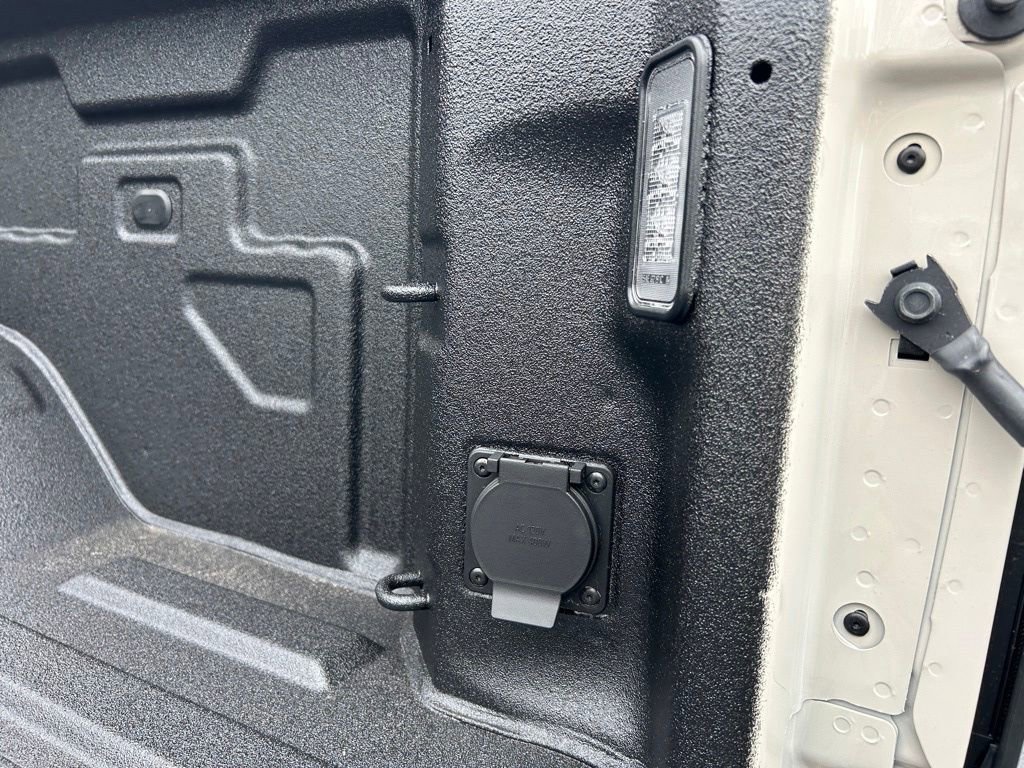 New 2026 GMC Sierra 2500 AT4X image 32