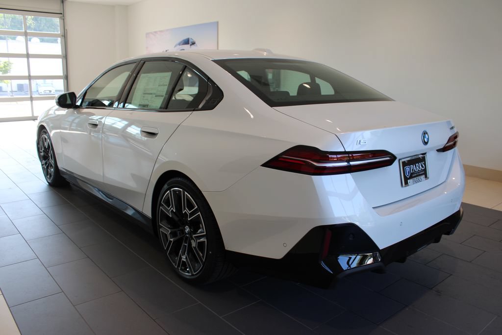 New 2027 BMW i5 xDrive40 w/ M Sport Package AWD/4WD image 31