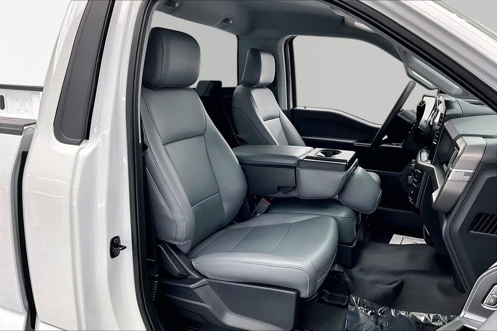 Used 2025 Ford F150 XL RWD image 6