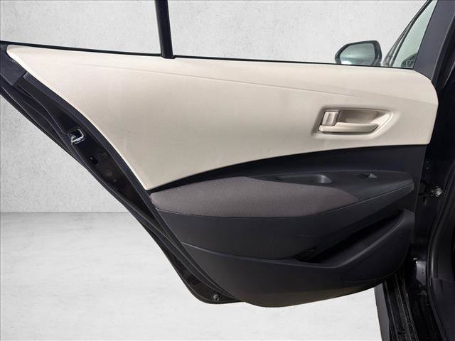 Used 2023 Toyota Corolla LE FWD image 21