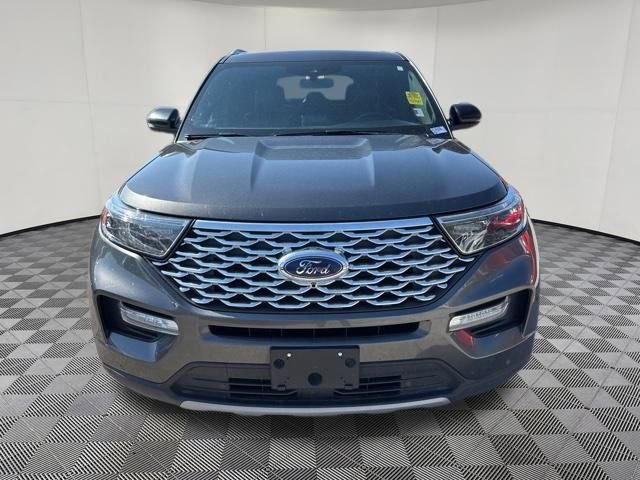 Used 2020 Ford Explorer Platinum w/ Premium Technology Package image 12