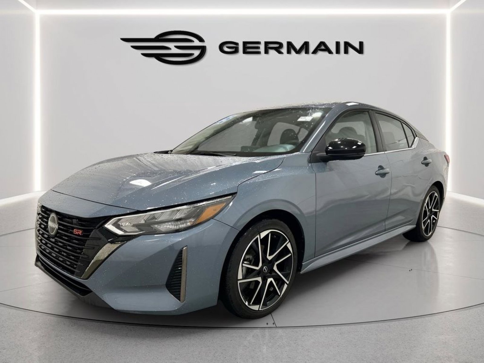 Used 2025 Nissan Sentra SR image 3