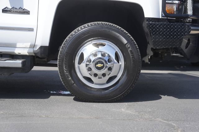 Used 2019 Chevrolet Silverado 3500 High Country w/ Duramax Plus Package image 4