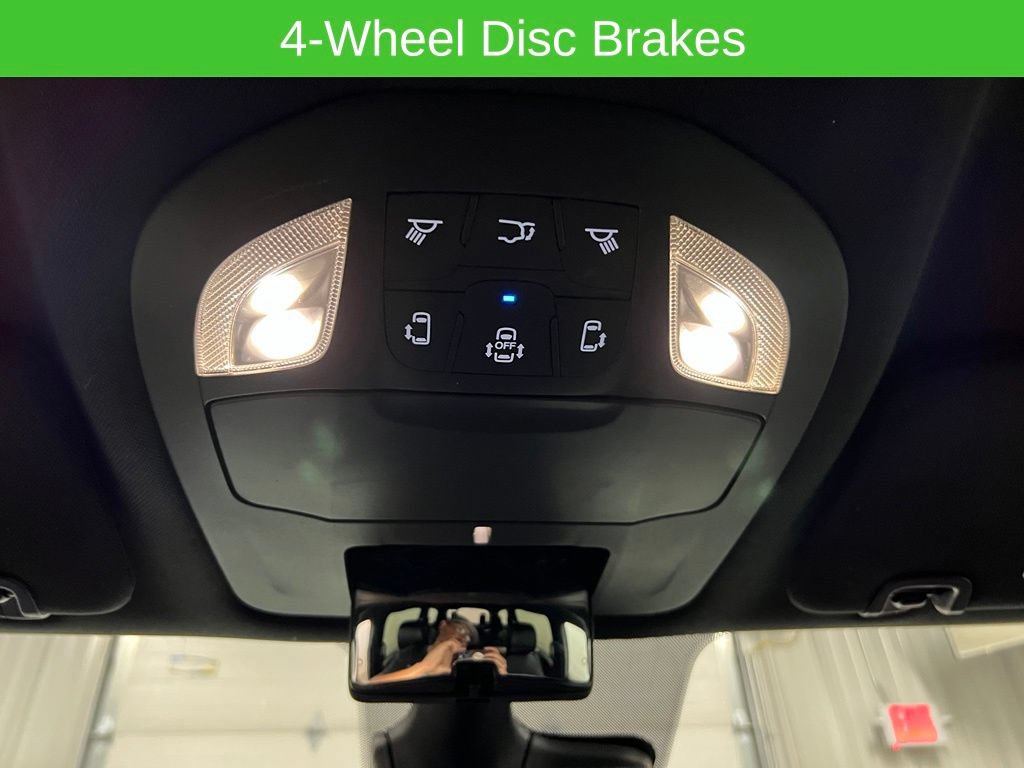 Used 2025 Chrysler Pacifica Select FWD image 20