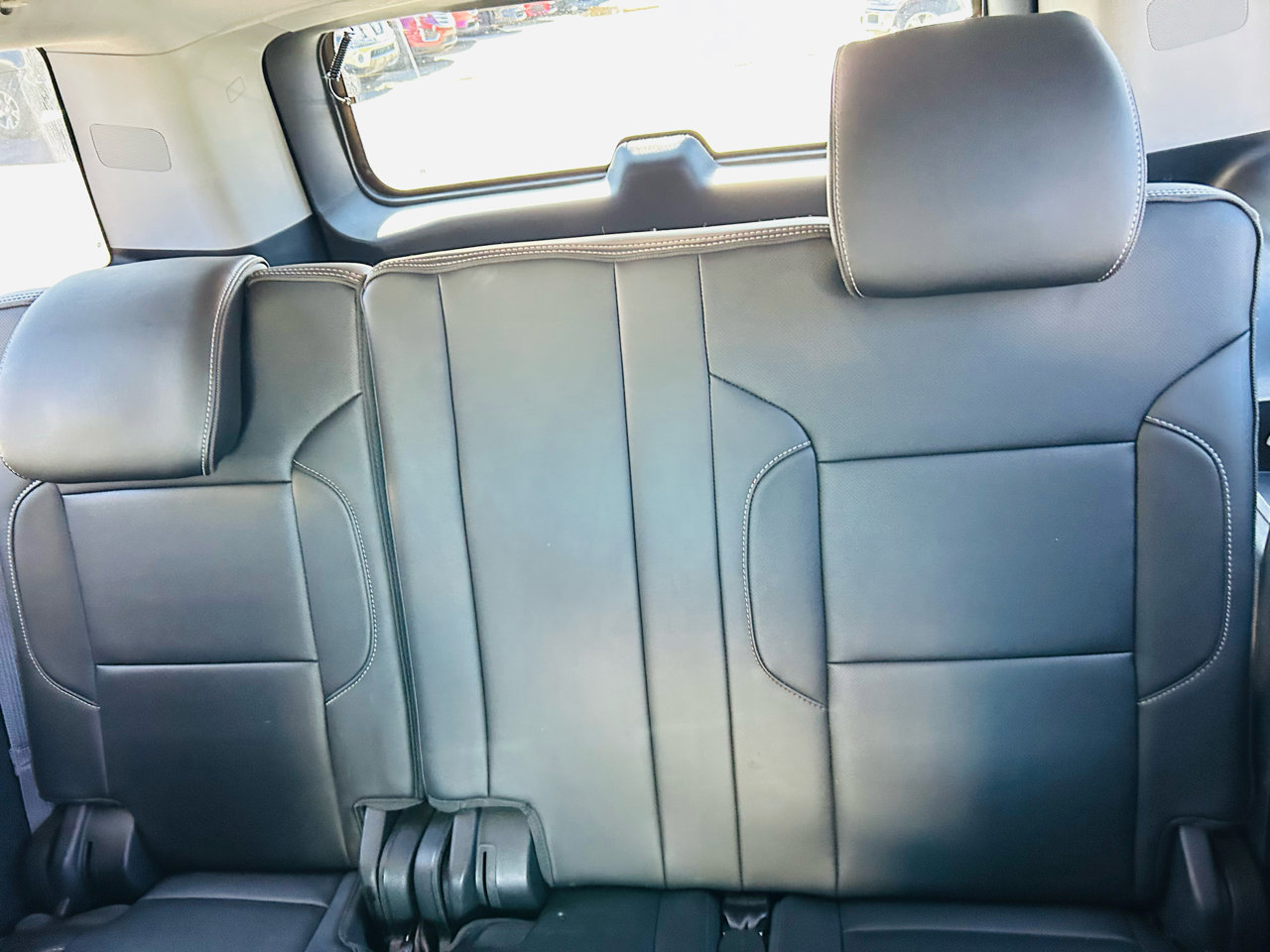 Used 2015 GMC Yukon XL Denali w/ Premium Package image 31