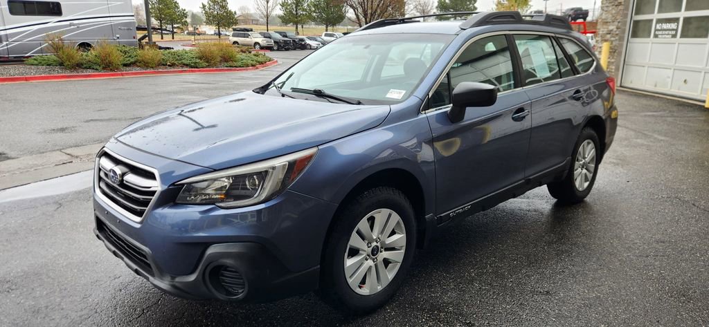 Used 2018 Subaru Outback 2.5i AWD/4WD image 2