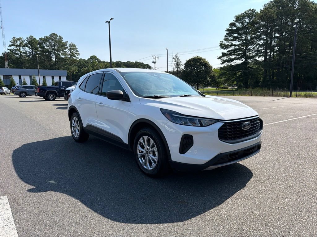 Used 2024 Ford Escape Active FWD image 4