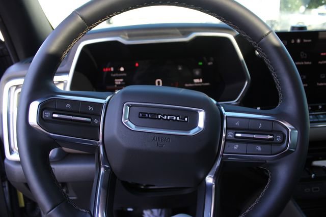 Used 2026 GMC Canyon Denali AWD/4WD image 13