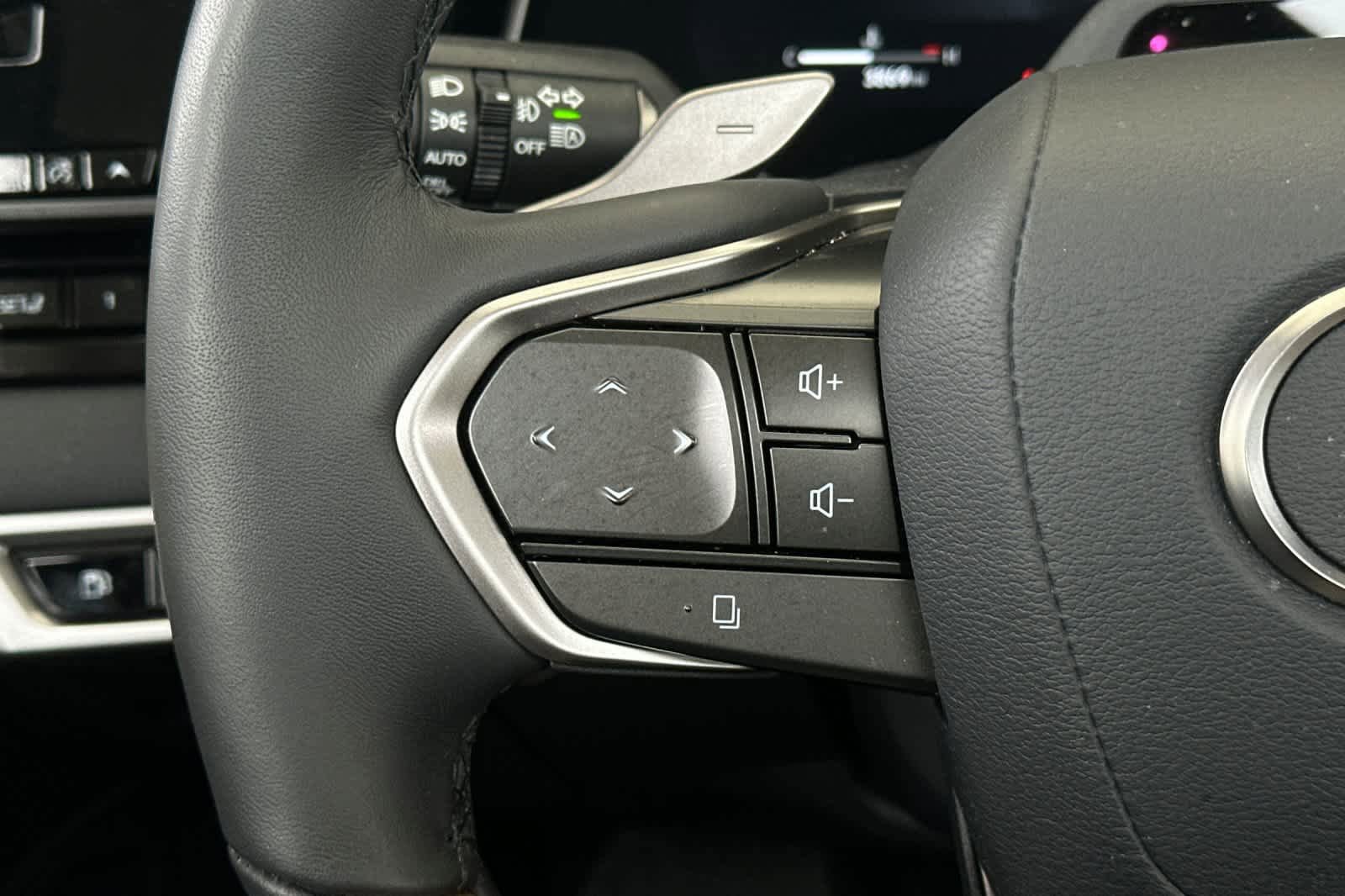 Certified 2025 Lexus RX 350 AWD w/ Convenience Package image 27