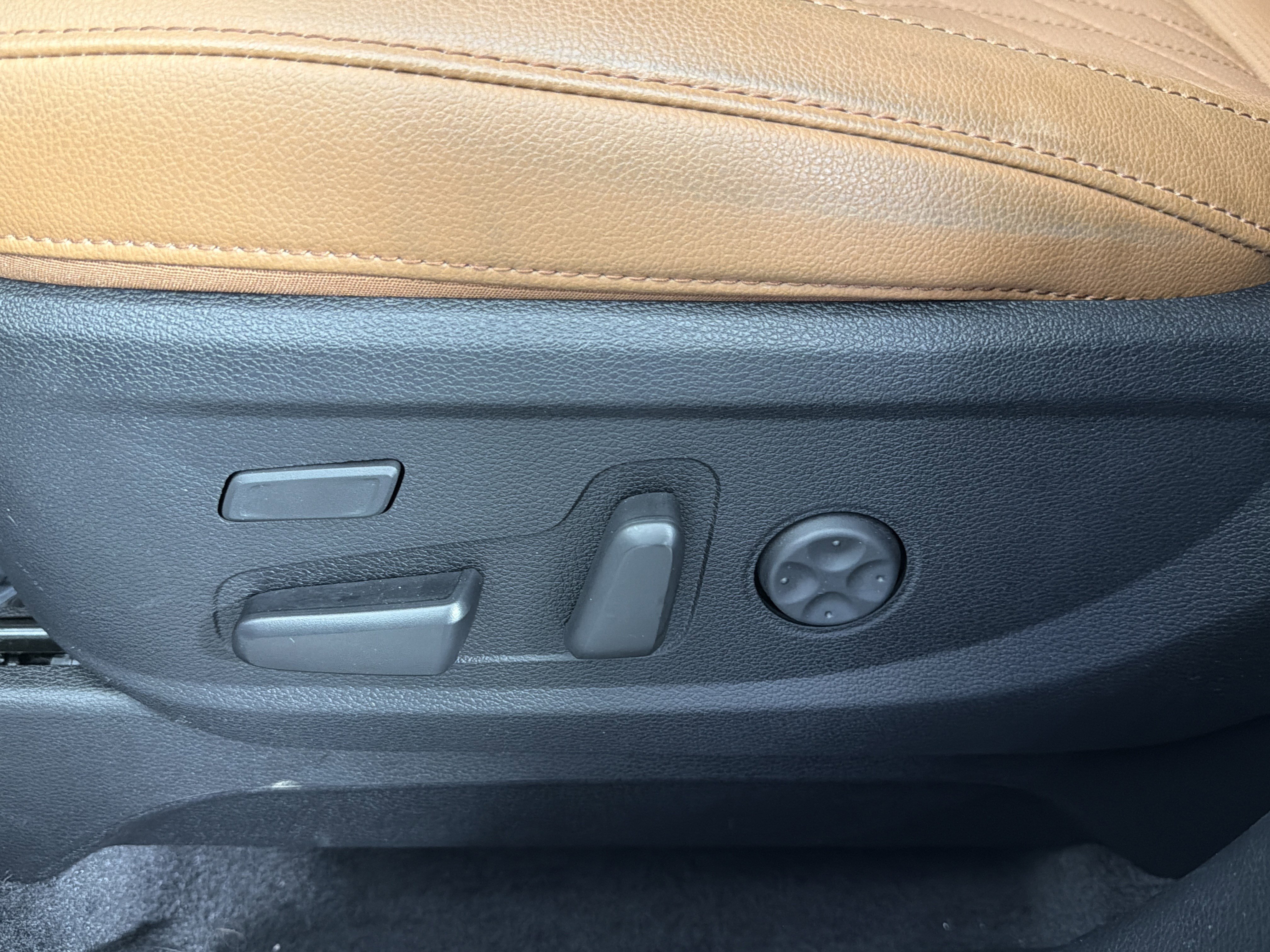 Used 2025 Kia Telluride SX X-Line image 12