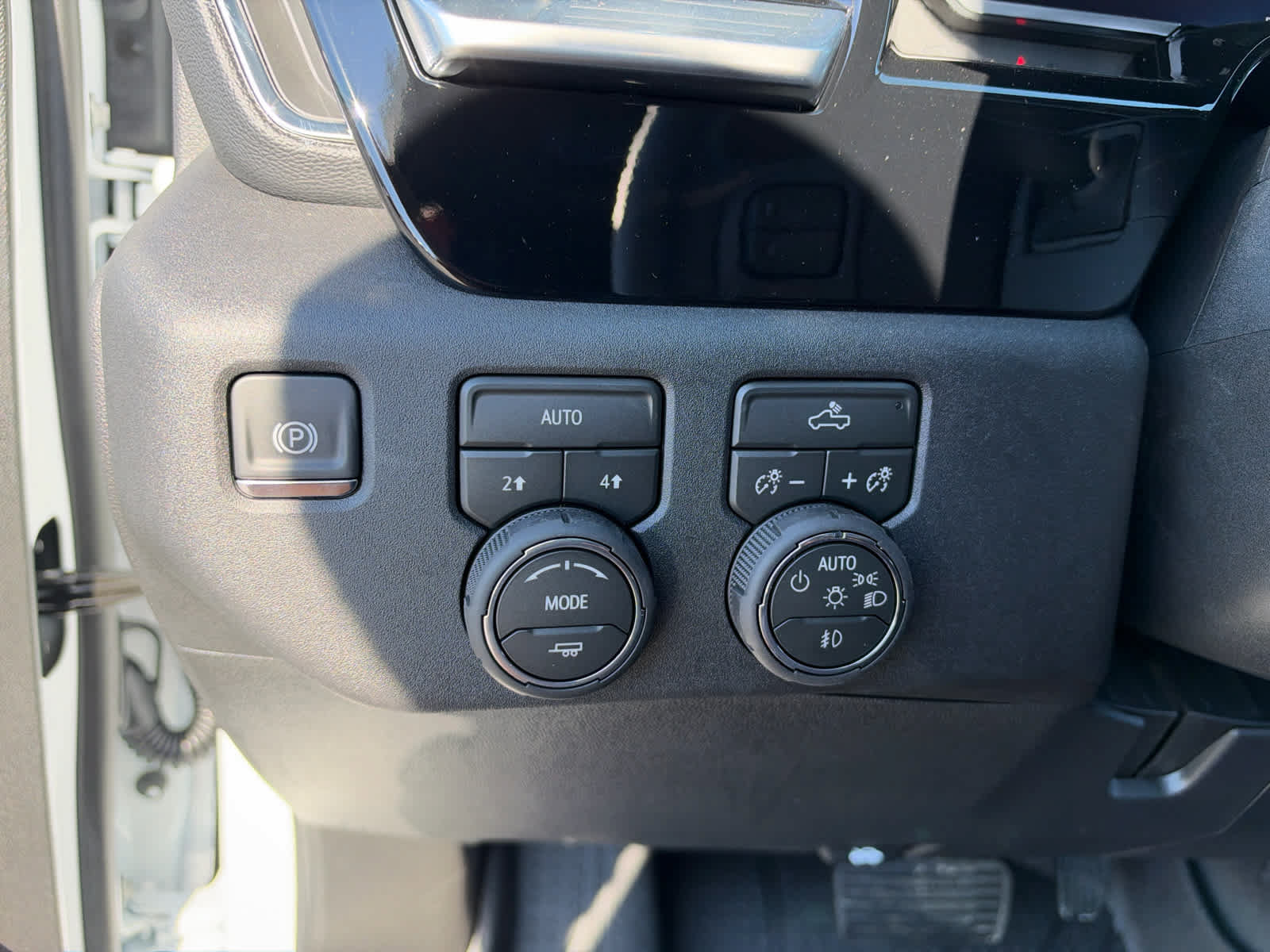 New 2026 Chevrolet Silverado 1500 RST w/ LPO, Liner Protection Package AWD/4WD image 14