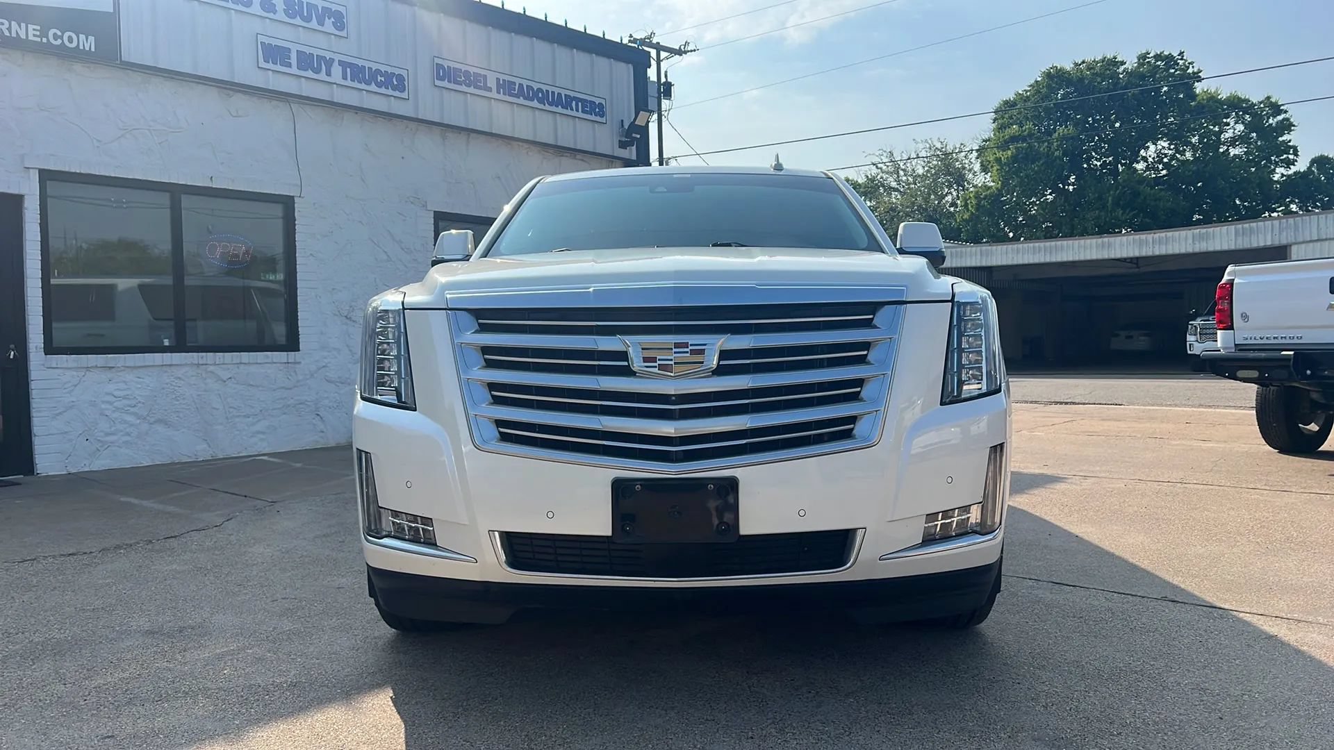 Used 2015 Cadillac Escalade ESV Platinum AWD/4WD image 5