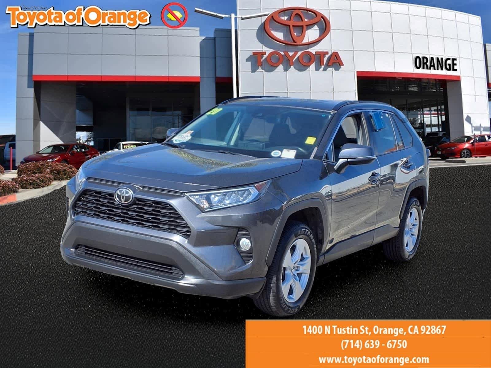 Used 2020 Toyota RAV4 XLE FWD image 1