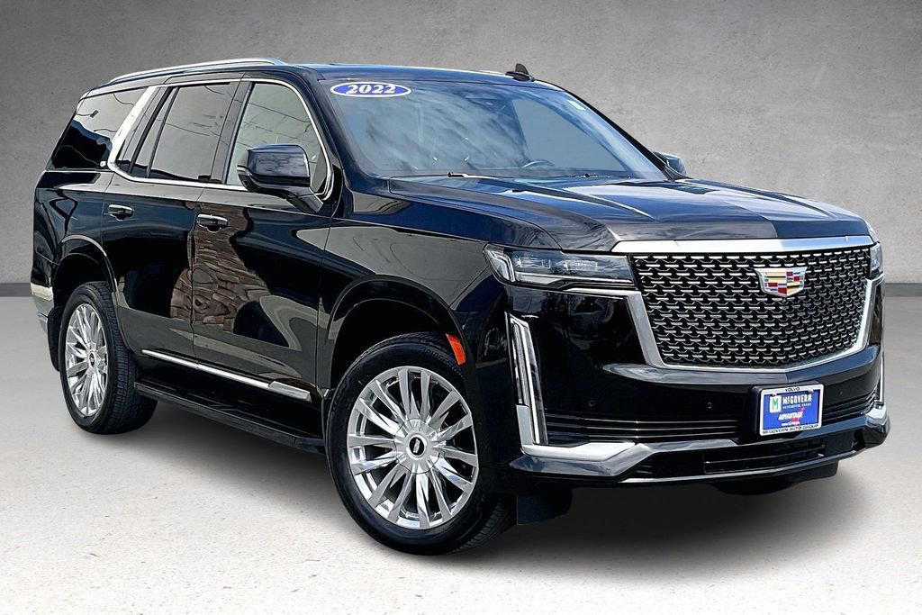 Used 2022 Cadillac Escalade Premium Luxury image 3