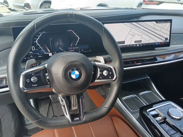 Used 2024 BMW 760i xDrive w/ Premium Package 2 image 21