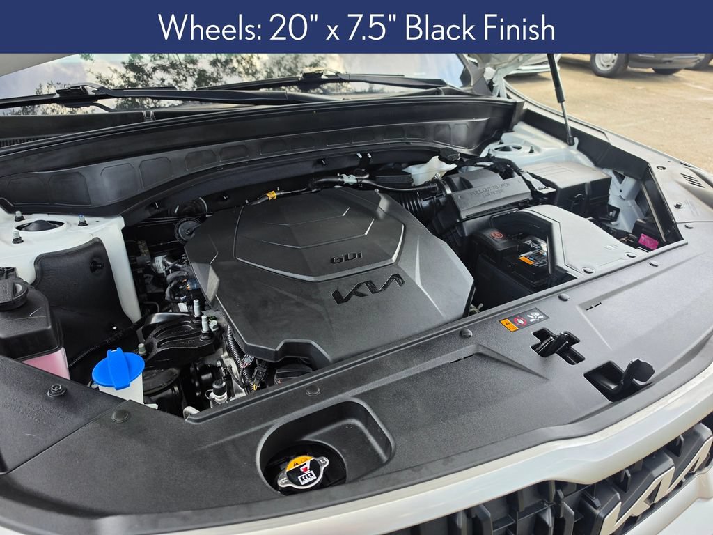 Used 2024 Kia Telluride EX w/ EX Captain's Chair Package FWD image 16