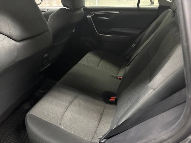 Used 2020 Toyota RAV4 XLE AWD/4WD image 13